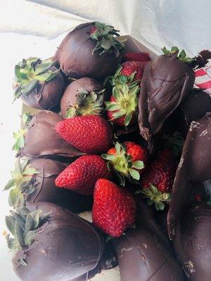 Chocolate dipped strawberries