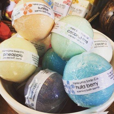 Bath bombs!!