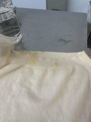 Stains from dirty laundry machines