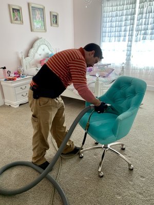 Upholstery cleaning service