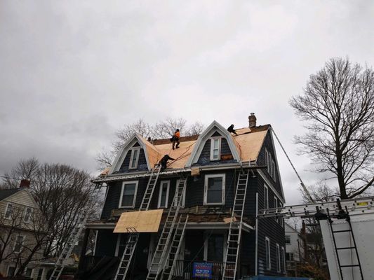 Adam Quenneville Roofing & Siding Greater Boston