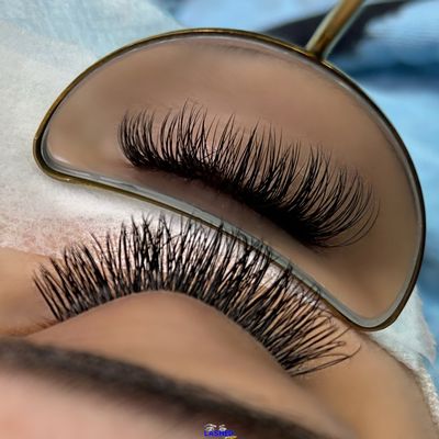 CLASSIC FULL SET EYELASH EXTENSIONS