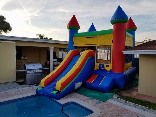 Bounce House with slide for pool