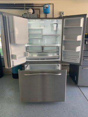 GE PROFILE REFRIGERATOR