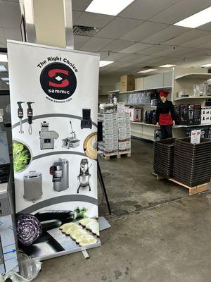 Tons of great products including the Sammic food processors I was looking for!