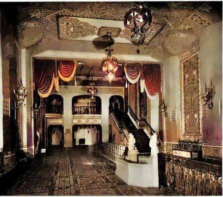 Kenosha's original GATEWAY Theatre (now RHODE Theatre) Grand Lobby.