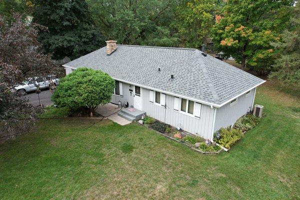 Beautiful new roof featuring Certainteed Landmark Pro shingles in Colonial Slate. Also, brand new gutters and gutter guards!