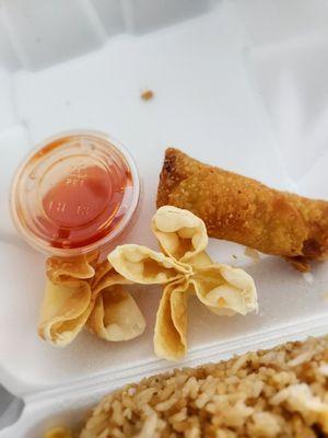 Cream cheese ragoon, egg roll