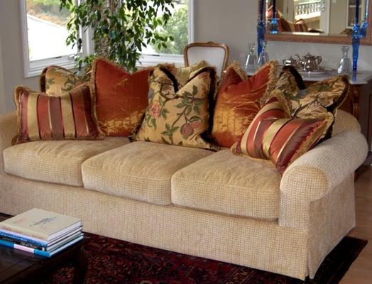 CUSTOM UPHOLSTERY WITH PILLOWS