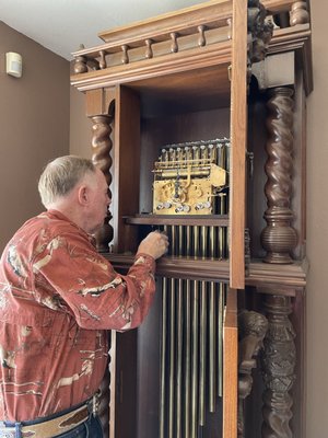 Very Large Tubular Chime Clocks