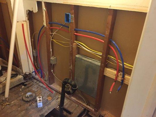 FULL-SERVICE  EMERGENCY  PLUMBING