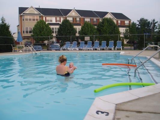 In the evening the mother bring there young babies to pool.