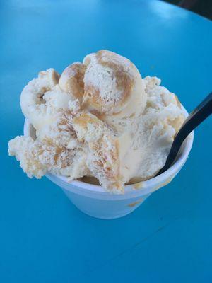 Pecan praline ice cream