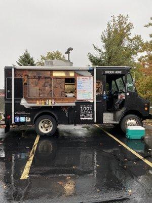 river dog food truck