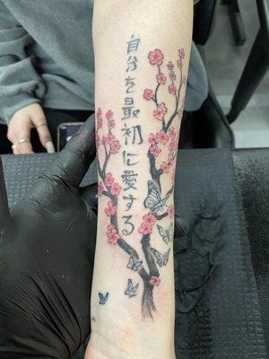 Kanji butterflies & blossoms 2022