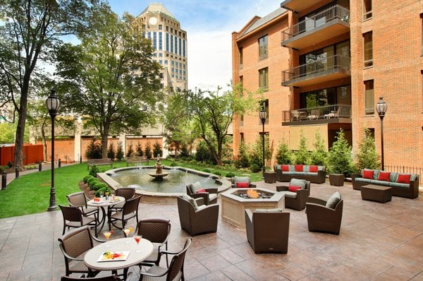 Courtyard in the back of the hotel