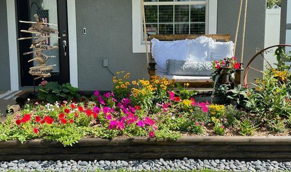 Flower bed arrangement