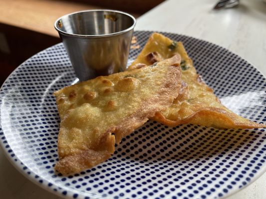 Thin and crispy chive dough