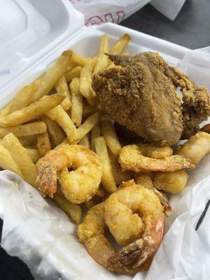 2 wing and 7 shrimp platter