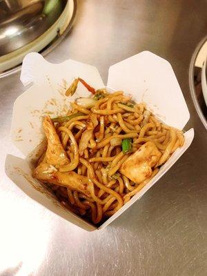 Chicken Lo Mein