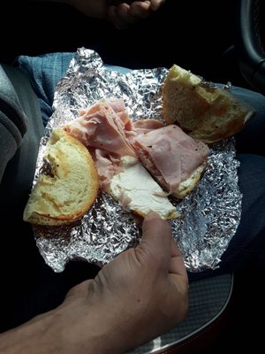 Stopped here today got charged $7 everything bagel with cream cheese and ham.Charged for ham sandwich +.50 for cream cheese only on one side