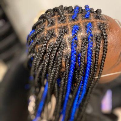 Knotless box braids