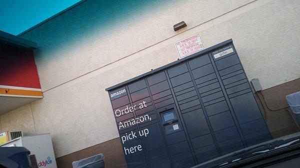 Amazon locker