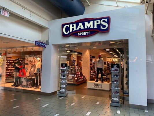 Champs Sports