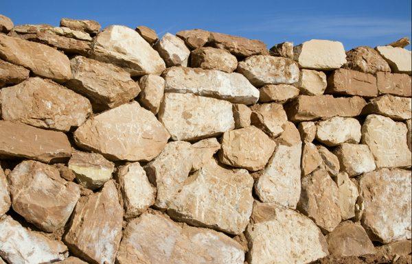 Stone retaining wall construction in Orem, UT