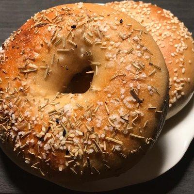 Rosemary bagels fit for a queen!