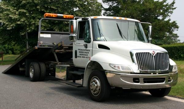 Towing Service Peachtree Corners, GA 30092
 http://www.peachtreewrecker.com/