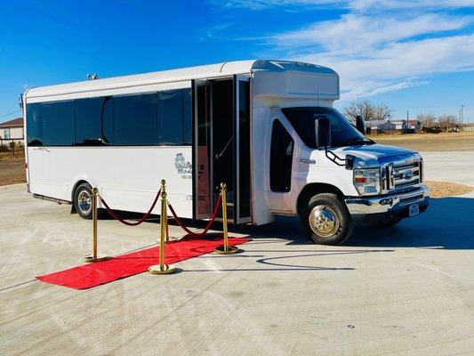 Elegance Party Bus