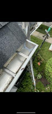 Gutter clean,maintained