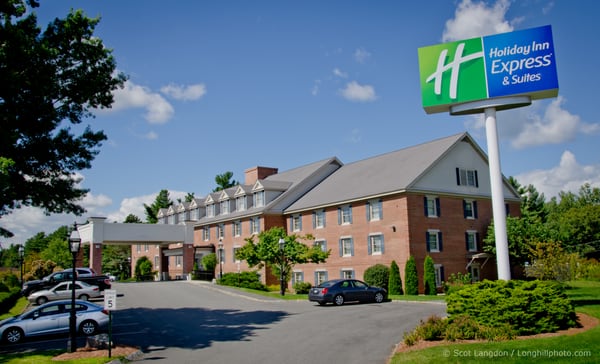 Holiday Inn Express and Suites Merrimack