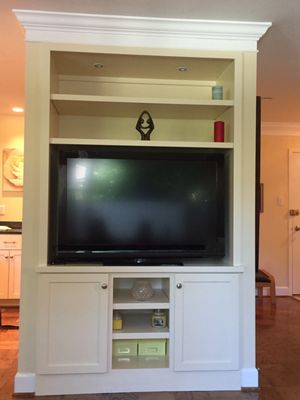 Built-in TV armoire