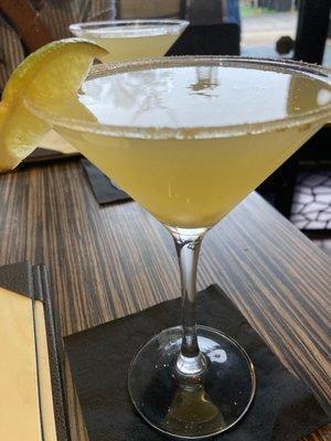 Key lime pie martini