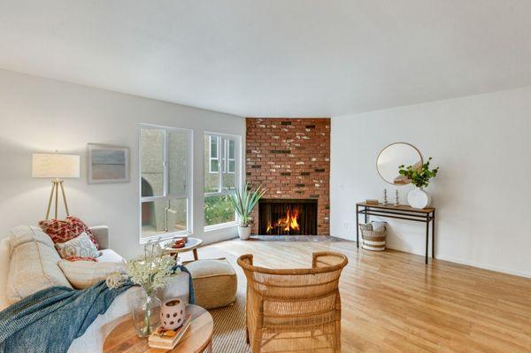 Silver Lake townhome listing sold over asking