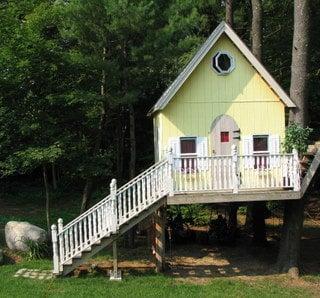 Custom designed Tree Houses/Guest house/Cabanas!