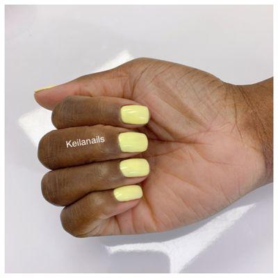 Yellow nails