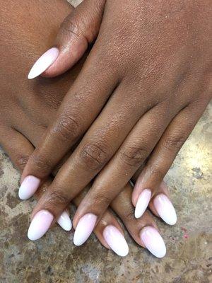 Le Nails is a place I love to come, just got a set of color powder that is a beautiful set, make me feel great. Love Le Nails