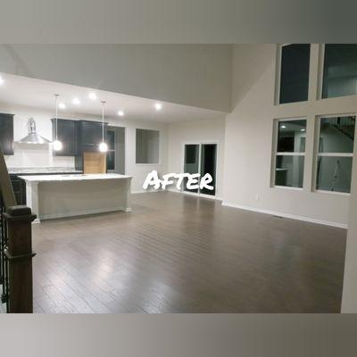 (After) picture of a post-construction cleaning (living room & kitchen)