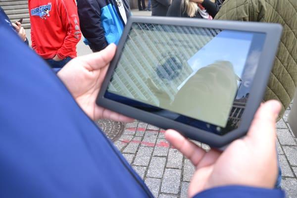 Tablets on NYC walking tour super cool!!!!