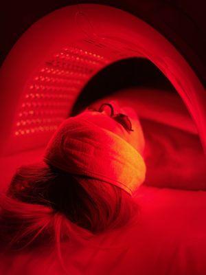 Near infrared light is perfect for everyone. No matter your skin type there is a setting for you.