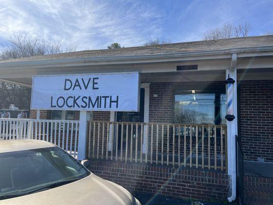 Dave Locksmith