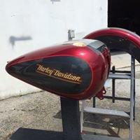 Painting Harley Davidson Motorcycle tanks