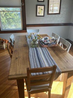 Imagine stepping into a beautiful and clean dining room, where every detail has been carefully attended to.