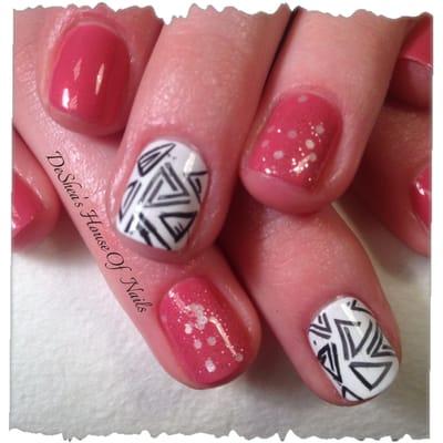 Aztec nailart manicure