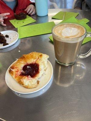 Raspberry danish, vanilla latte