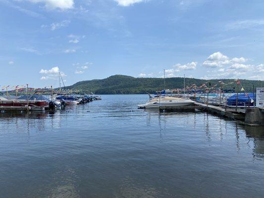 Bayside Marina Swimming lake and boat dock