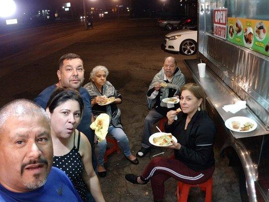 Late night tacos with the fam